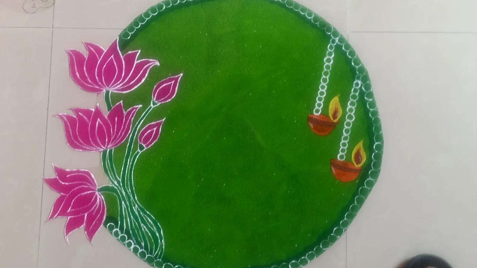 Green Round Patch Rangoli with Lotus & Hanging Diyas